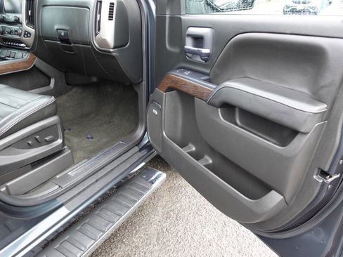 Used 2018 GMC Sierra 1500 Denali image 36