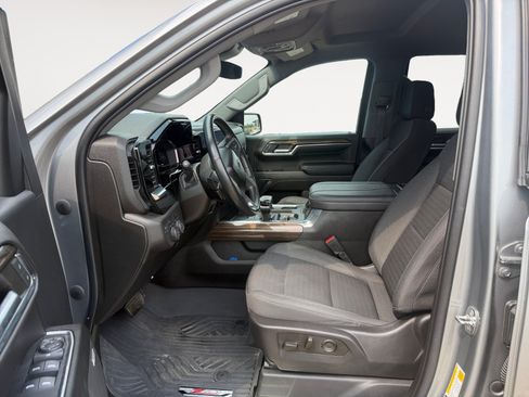Used 2023 Chevrolet Silverado 1500 RST AWD/4WD image 9