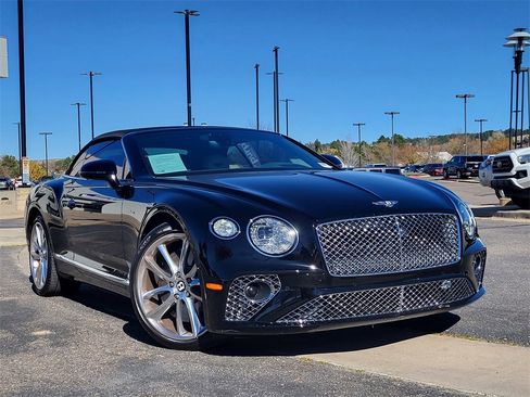 Used 2023 Bentley Continental GT V8 image 3
