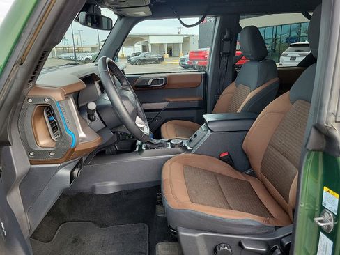 Used 2023 Ford Bronco Outer Banks image 10