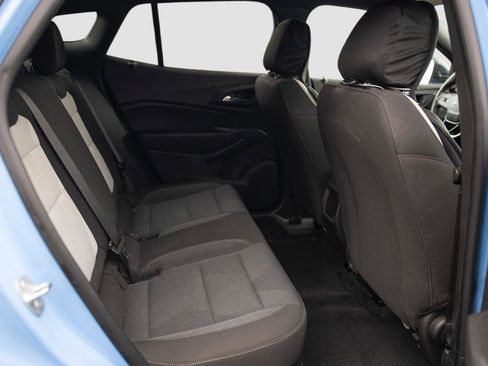 Used 2024 Chevrolet Trax RS w/ Driver Confidence Package FWD image 14