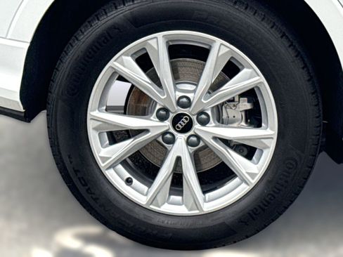 New 2025 Audi Q3 2.0T Premium image 23