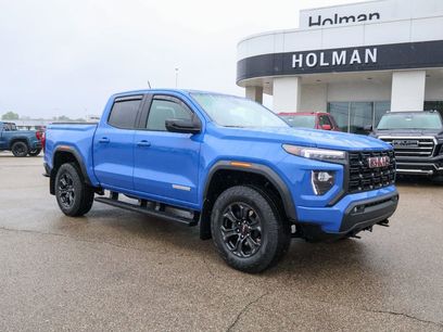 Used 2025 GMC Canyon Elevation w/ Convenience Package