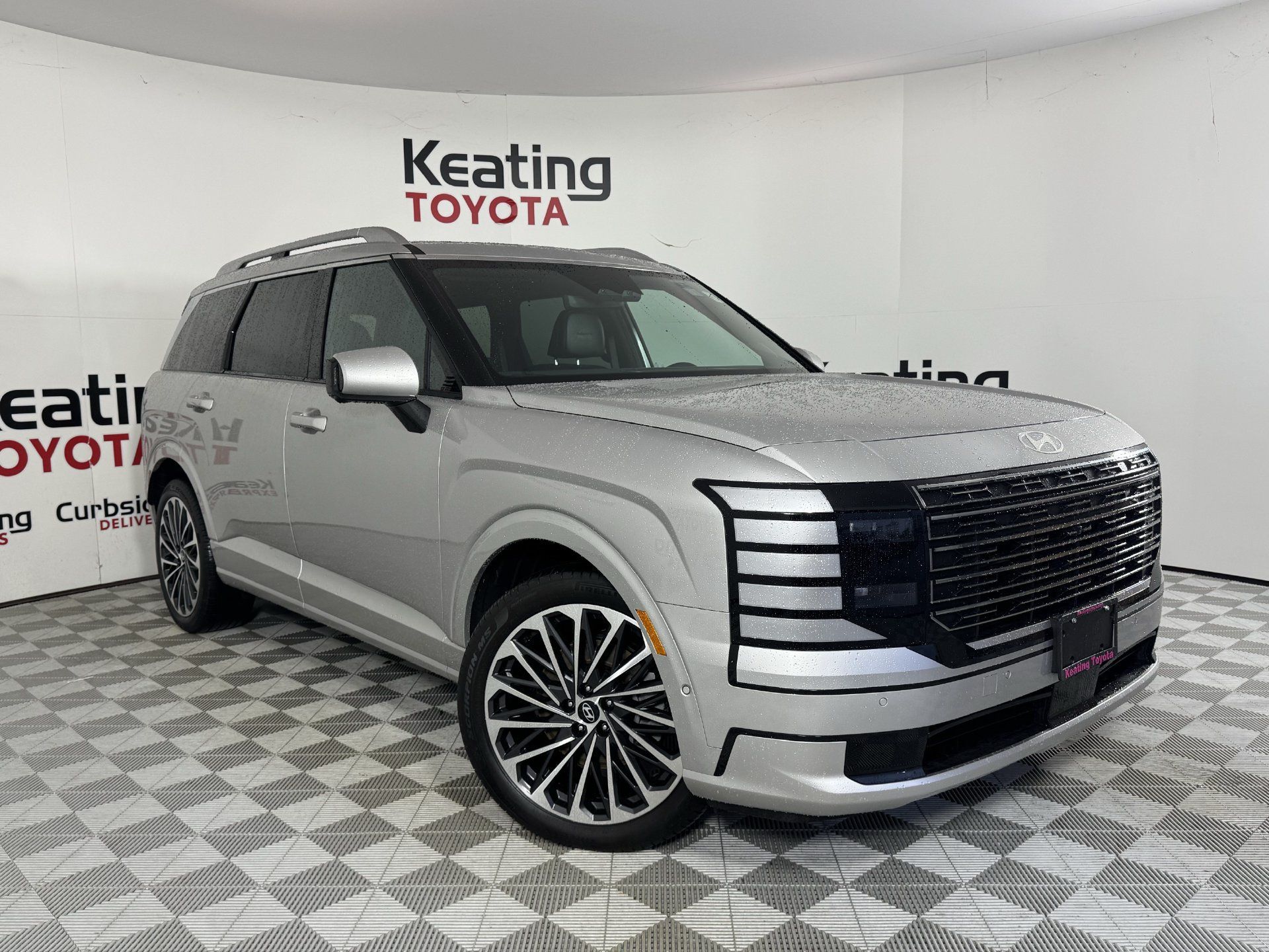 Used 2026 Hyundai Palisade Calligraphy FWD image 2