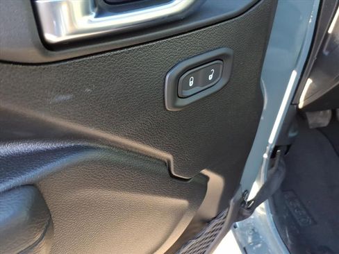 New 2026 Jeep Gladiator Sport image 11