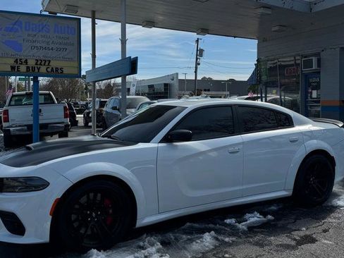 Used 2022 Dodge Charger Scat Pack image 1