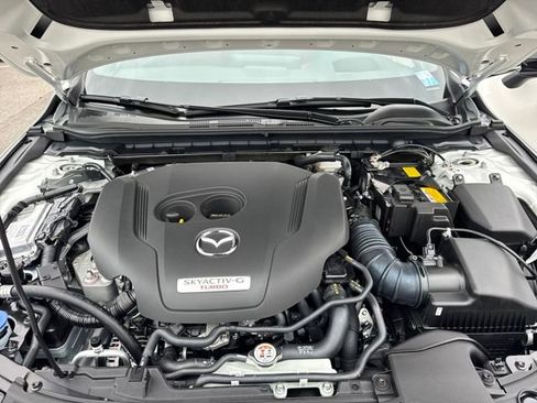 New 2026 MAZDA MAZDA3 Hatchback w/Premium Plus Pkg image 24