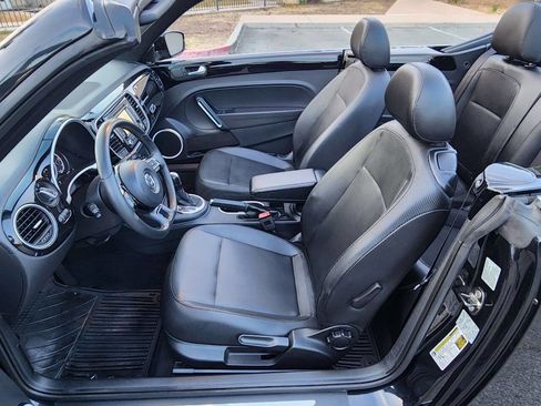 Used 2013 Volkswagen Beetle 2.5 FWD image 14