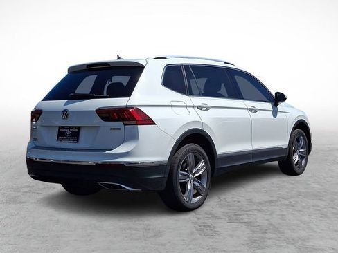Used 2020 Volkswagen Tiguan SE AWD/4WD image 6