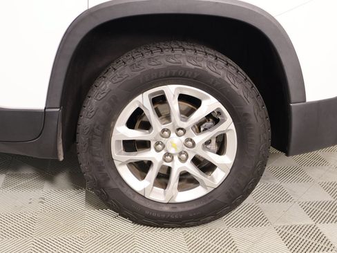 Used 2018 Chevrolet Traverse LT AWD/4WD image 19