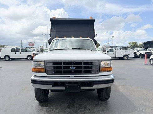 Used 1997 Ford F450 2WD Regular Cab Super Duty image 3