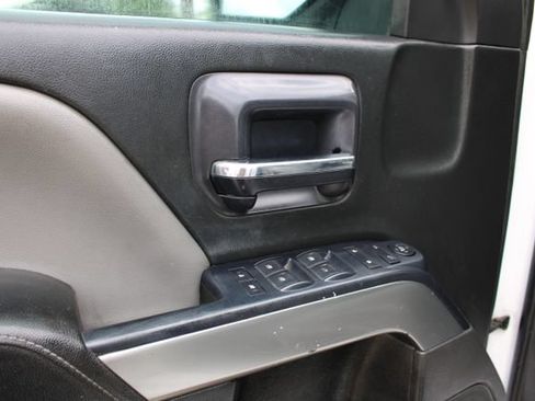 Used 2015 Chevrolet Silverado 1500 LT w/ Texas Edition, 1LT Trim AWD/4WD image 11