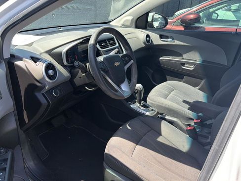 Used 2018 Chevrolet Sonic LT image 6