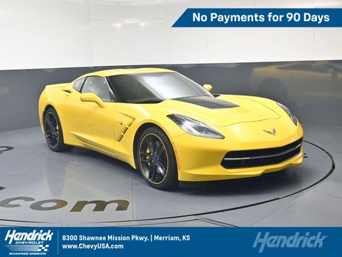 Used 2019 Chevrolet Corvette Stingray Coupe RWD image 1