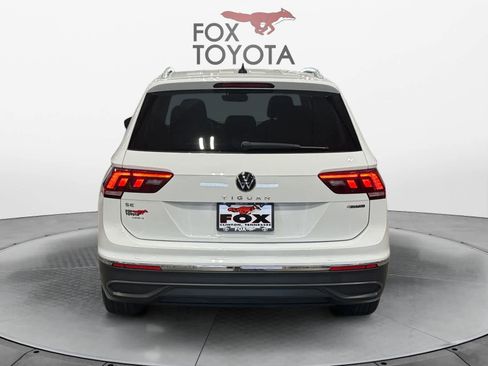 Used 2022 Volkswagen Tiguan SE image 5