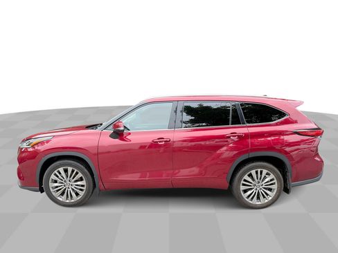 Used 2022 Toyota Highlander Platinum AWD/4WD image 6