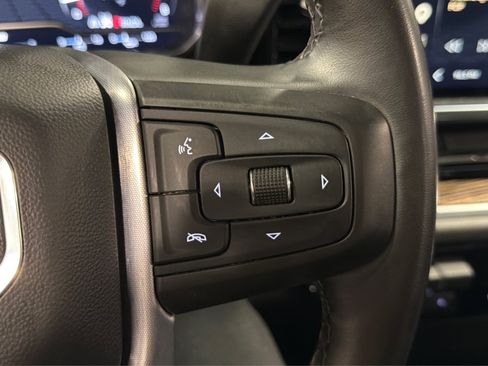 Used 2025 GMC Sierra 2500 SLE w/ SLE Value Package; AWD/4WD image 25