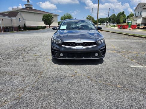 Used 2019 Kia Forte LXS FWD image 2