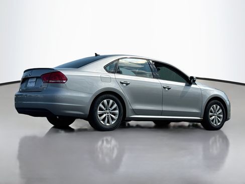 Used 2014 Volkswagen Passat 1.8T Wolfsburg Edition FWD image 2