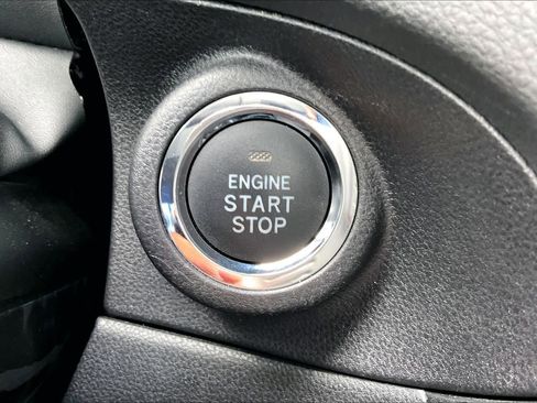 Used 2023 Subaru Ascent Touring image 32