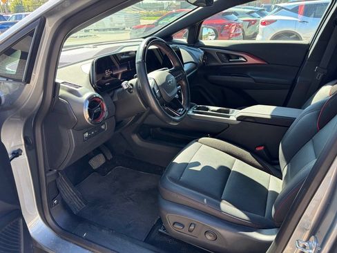 Used 2024 Chevrolet Equinox EV RS AWD/4WD image 10