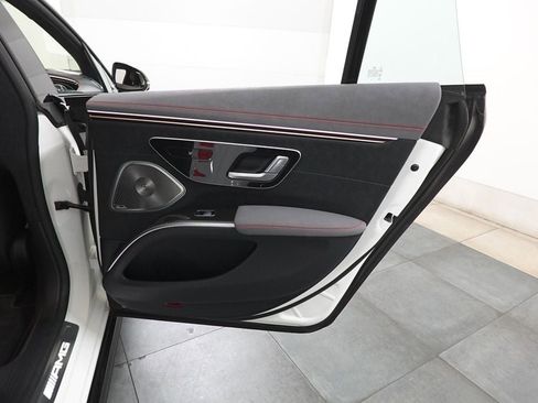 Used 2023 Mercedes-Benz EQS AMG 4MATIC image 27
