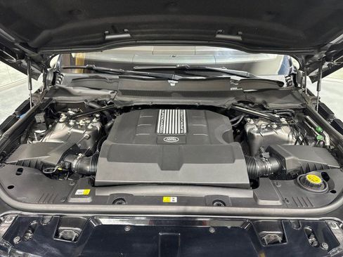 Used 2019 Land Rover Range Rover Sport HSE image 13