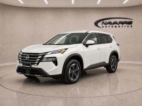 Used 2024 Nissan Rogue SV FWD image 3