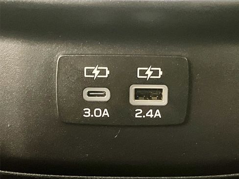 Used 2025 Subaru Outback Premium image 25