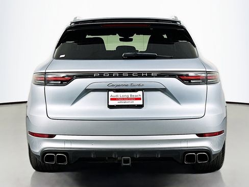 Used 2020 Porsche Cayenne Turbo AWD/4WD image 3