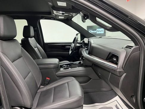 Used 2025 Chevrolet Tahoe Z71 w/ Comfort Package image 61