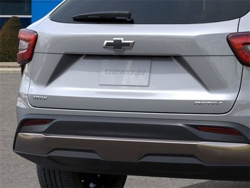 New 2026 Chevrolet Trax ACTIV w/ Sunroof Package image 14