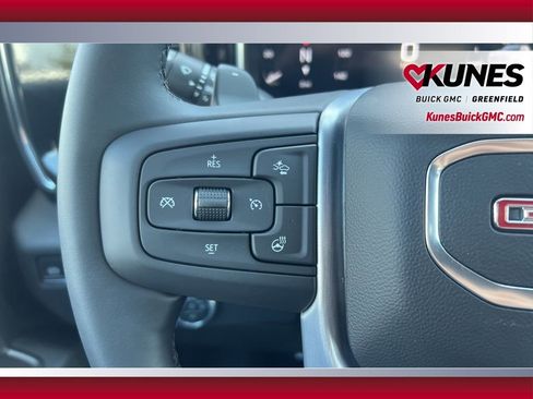 New 2026 GMC Sierra 1500 SLT AWD/4WD image 18