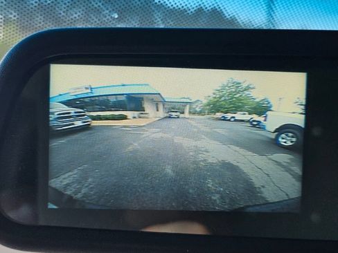 Used 2021 Chevrolet Express 2500 RWD image 17