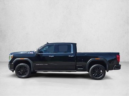Used 2021 GMC Sierra 2500 Denali w/ Denali Black Diamond Edition AWD/4WD image 8
