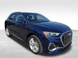 Used 2022 Audi Q3 2.0T Premium w/ Convenience Package video 2