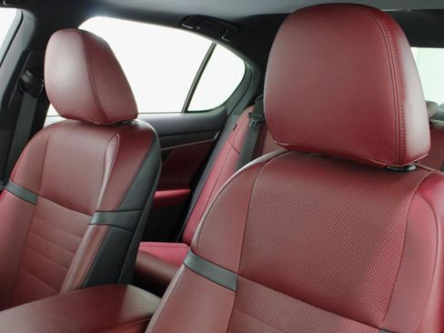 Used 2018 Lexus GS 350 F Sport RWD image 34