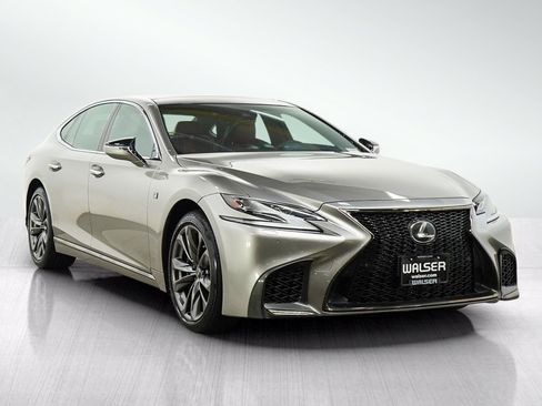 Used 2018 Lexus LS 500 F Sport w/ Accessory Package (Z2) AWD/4WD image 7