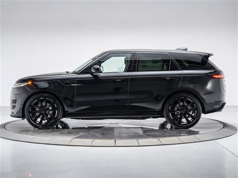 New 2026 Land Rover Range Rover Sport Dynamic SE image 2