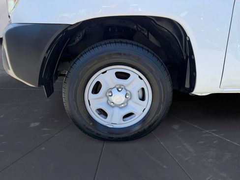 Used 2013 Toyota Tacoma 2WD Access Cab image 28