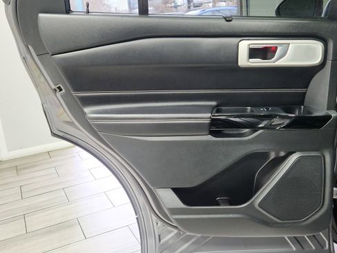 Used 2022 Ford Explorer ST w/ Equipment Group 401A image 11