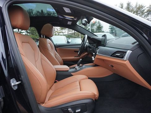 Used 2023 BMW 540i xDrive 540i xDrive w/ M Sport Package image 34