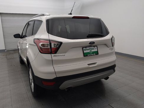 Used 2017 Ford Escape Titanium FWD image 6