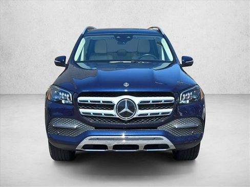 Used 2022 Mercedes-Benz GLS 450 4MATIC image 2