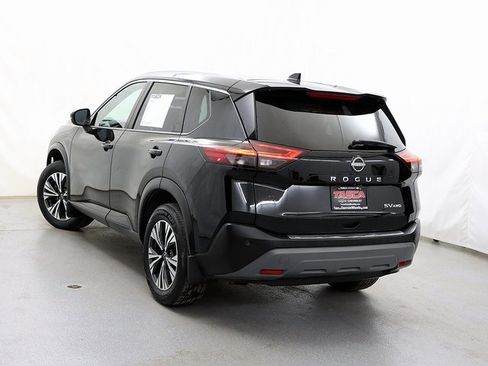 Used 2022 Nissan Rogue SV w/ SV Premium Package image 8