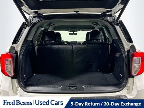 Certified 2023 Ford Explorer XLT w/ Equipment Group 202A image 27