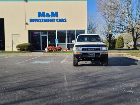 Used 1990 Toyota Pickup SR5 image 59