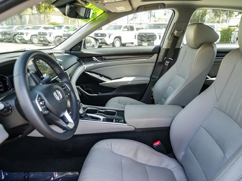 Used 2018 Honda Accord EX-L image 18