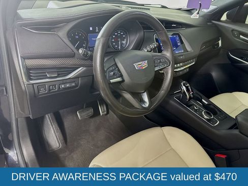 Used 2022 Cadillac XT4 Sport image 10