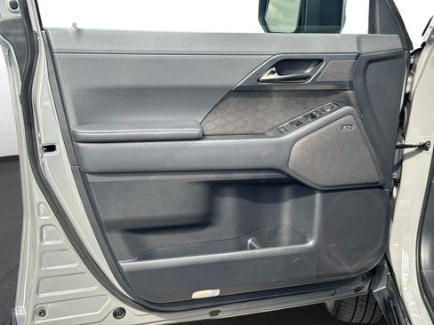 Certified 2025 Lexus GX 550 w/ Accessory Package (Z1) AWD/4WD image 19